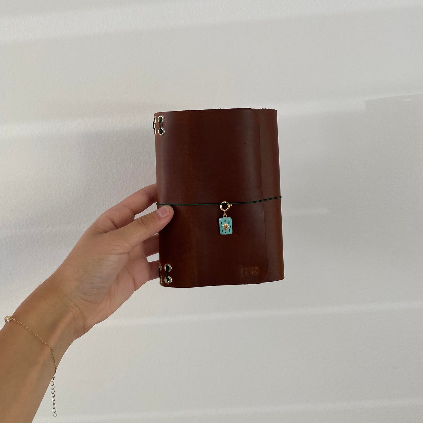 Chestnut Trifold Journal