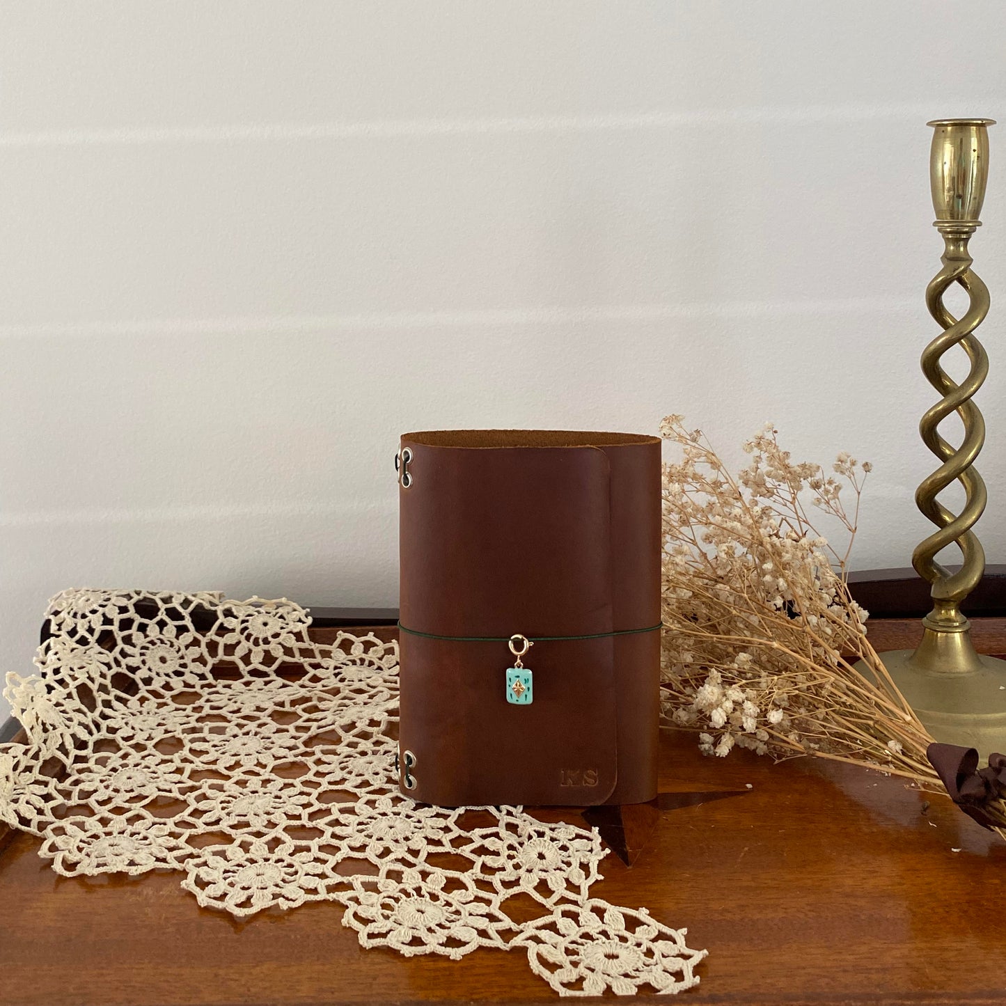 Chestnut Trifold Journal